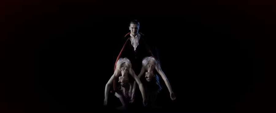 State Theatre - Dracula State Theatre - Dracula