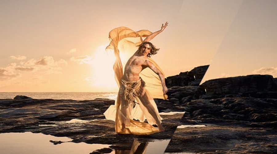 Sydney Opera House - Sheltering Sydney Opera House - Sheltering